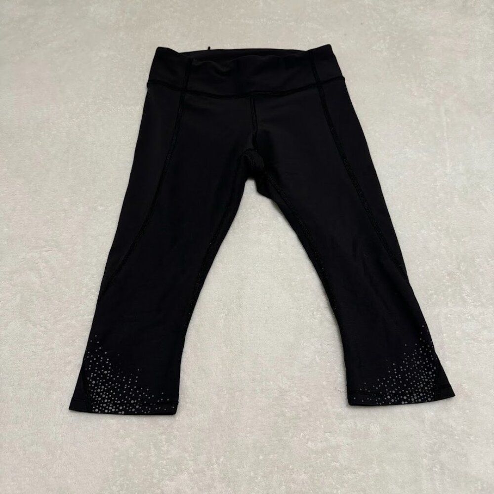 Lululemon Crop Yoga Pants 6 - Picture 2 of 5